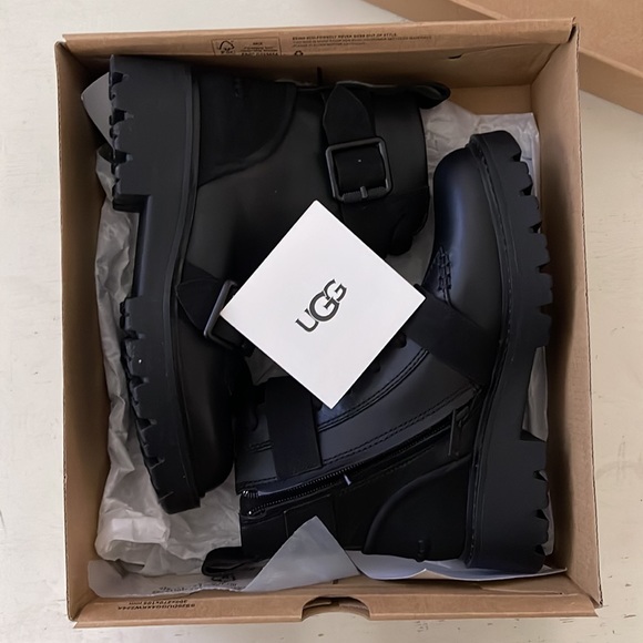 NIB Ugg Noe combat boots black leather buckle motorcycle size 6 - Picture 5 of 6